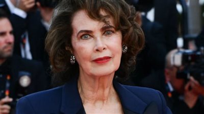 تسمم عارضة أزياء شهيرة بأول أكسيد الكربون 