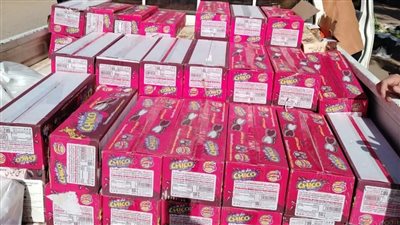 ضبط 21 ألف قطعة حلوى وشيكولاتة مجهولة المصدر بالفيوم 