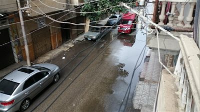 استمرار الأمطار الغزيرة على الدقهلية والشوارع تغرق في المياه