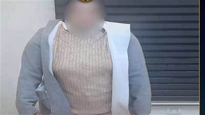 إحباط تهريب ٧٥٠ ألف جنية مع راكبة بمطار القاهرة الدولي