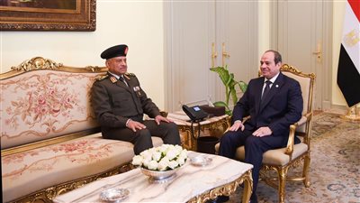 عاجل.. الرئيس السيسي يستقبل وزير الدفاع والإنتاج الحربي