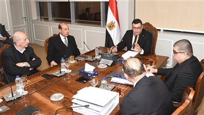 تفاصيل اجتماع وزير الإسكان مع شركات المقاولات العاملة بمشروع تطوير التجلي الأعظم