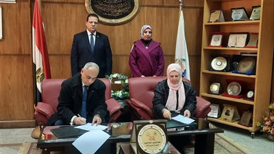 بروتوكول تعاون بين جامعة المنصورة ومؤسسة القادة للعلوم الإدارية والتنمية