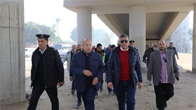 محافظ الجيزة يكلف بسرعة الانتهاء من الأعمال الإنشائية لكوبري مزلقان أبو النمرس