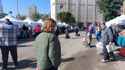 عودة إقامة سوق اليوم الواحد بغرب الإسكندرية بعد نوة عيد الميلاد 