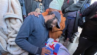 غزة: لا ملابس ولا أغطية كافية تقي النازحين برد الشتاء