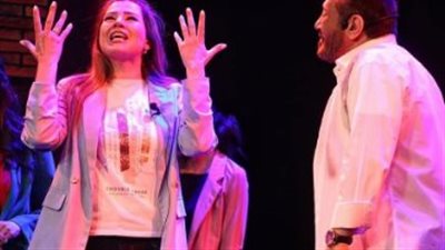 مسرحية “مش روميو و جولييت”.. إيرادات قياسية خلال المائة ليلة عرض 