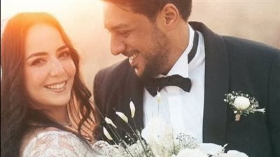  سارة درزاوي تتألق في حفل زفافها وتتصدر الترند (صور)