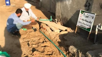 الشرقية: توصيل وصلات مياه للأسر الأولى بالرعاية بقرى الحسينية 