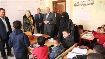 محافظ بني سويف يتابع انتظام امتحانات المواد غير المُضافة 