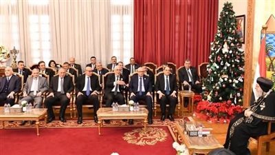 النائب العام ورئيس مجلس القضاء الأعلى يهنئان البابا تواضروس بعيد الميلاد المجيد