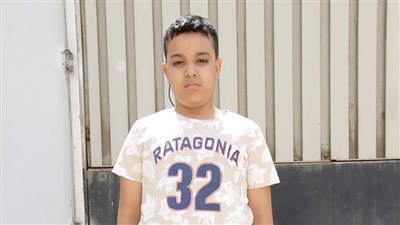 ١٢ ألف جنيه تخفف مأساة «منذر»