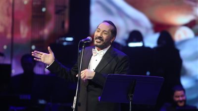 100 سنة غنا يكرم إسم الفنان الراحل أحمد الحجار