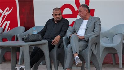 الخطيب يطالب المدير الرياضي للأهلي بسرعة حسم ملف تجديد عقود اللاعبين