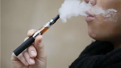احذر.. أضرار وخيمة للتدخين الإلكتروني على صحة المراهقين