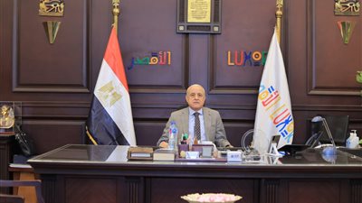 محافظ الأقصر يتابع آخر مستجدات منظومات التقنين والتصالح والمتغيرات المكانية