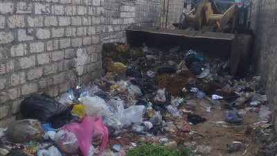 حملات يومية لرفع تراكمات القمامة بمدن ومراكز البحيرة 