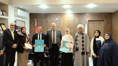 تعليم قنا .. تكريم يحيى و شهد فائزا المشروع الوطني للقراءة