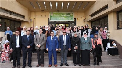 نائب رئيس جامعة الأزهر يتفقد لجان امتحانات كليات فرع البنات بمدينة نصر