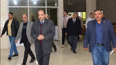 رئيس جامعة العريش يتفقد المدينة الجامعية 