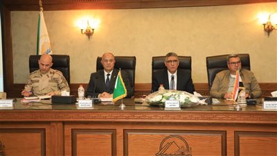 محافظ الجيزة يتابع تنفيذ سيناريو محاكاة لعدد من الأزمات لاختبار جاهزية القطاعات 