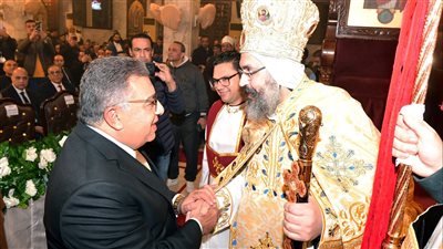 محافظ الدقهلية يشارك الأخوة المسيحيين احتفالات عيد الميلاد المجيد 