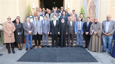 محافظ بني سويف يزور الكنائس والأديرة ودار صديقات الكتاب المقدس 