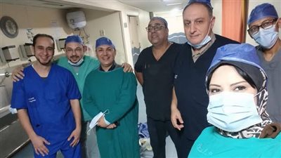فريق طبي بالمحلة العام ينقذ حياة عامل باستخراج سيخ حديدي من جسده