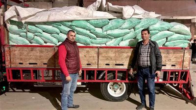 ضبط 17.5 طن دقيق مدعم قبل تهريبه بالفيوم 