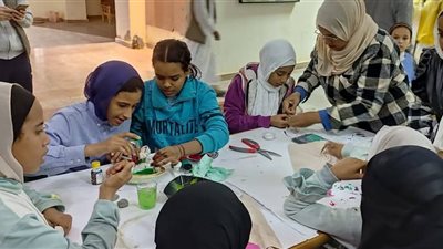 ورش فنية وحرفية في ثالث أيام الأسبوع الثقافي للشباب بالشلاتين