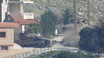 الاحتلال يخترق هدنة وقف إطلاق النار ويداهم بلدات الجنوب اللبناني.. صور