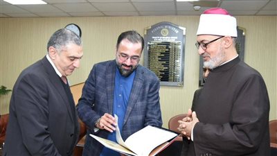 مفتي الجمهورية يلتقي وزير الشئون الدينية والوئام بين الأديان الباكستاني ويبحثان التعاون