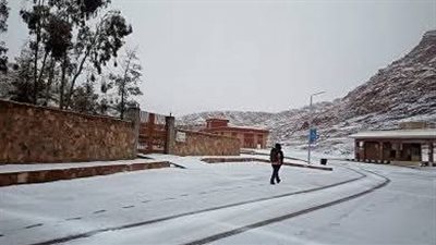 أمطار خفيفة بمناطق متفرقة في شمال سيناء 