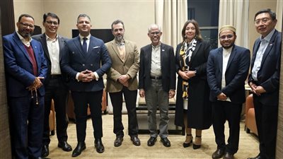 تفاصيل اجتماع مجلس الشباب المصري مع وزير تنمية الأسرة والمجتمع بسنغافورة