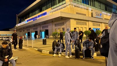 تقلبات جوية وإصابات بفريق بيراميدز.. والطائرة تعود للهبوط اضطراريًا إلى أنجولا