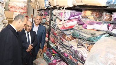 سكرتير بني سويف يتفقد جاهزية مركز الإغاثة لاستقبال فصل الشتاء