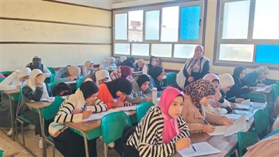 انتظام امتحانات الفصل الدراسي الأول لصفوف النقل بالبحيرة