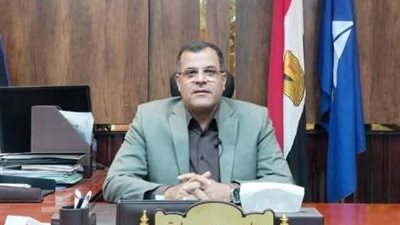 إحالة معلمة وطالبة للتحقيق لاستخدامهن المحمول في تصوير أوراق الامتحان 