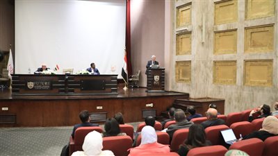 وزير التعليم العالي يشهد ورشة عمل حول التصنيف العالمي QS 