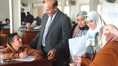 رئيس جامعة الزقازيق : أهمية التعاون بين الكوادر الأكاديمية والإدارية بهدف نجاح العملية الامتحانية