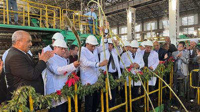 بدء موسم القصب بمصنع سكر قوص ووضع حجر اساس لمحطة شتلات بقنا  