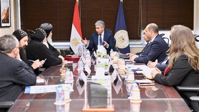 وزير السياحة والآثار يستقبل الأنبا دانيال النائب البابوي وأسقف ورئيس دير الأنبا بولا بالبحر الأحمر 