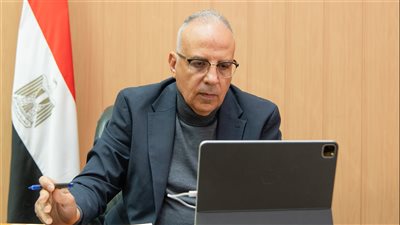 وزير الري يتابع الإجراءات المتبعة خلال فترة السدة الشتوية