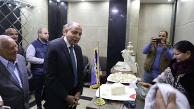 محافظ المنيا يتفقد مشروعات صناعية بسمالوط