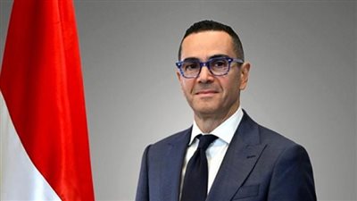 وزير الاستثمار يتوجه إلى الإمارات العربية لتعزيز العلاقات الاقتصادية بين البلدين