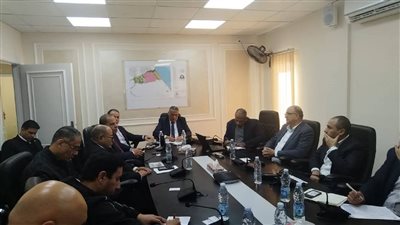 بحث موقف تنفيذ مشروعات المثلث الذهبي فى البحر الأحمر