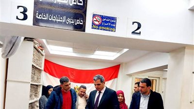 وكيل التموين بالبحيرة يتفقد سير العمل بإدارة دمنهور
