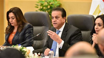 عرض نظام البكالوريا المصرية على الخبراء والمختصين بالتعليم واجراء حوار مجتمعي موسع ومتعمق قبل التطبيق