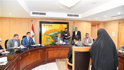 محافظ الفيوم يعقد اللقاء الدوري لخدمة المواطنين