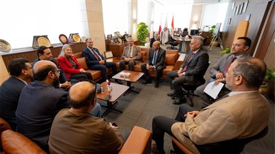 الجامعة اليابانية تستقبل رئيس مجلس إدارة شركة أبو قير للأسمدة